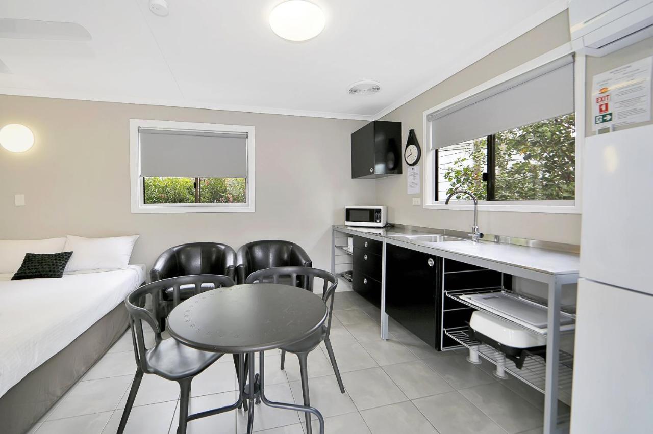 Cane Village Holiday Park Bundaberg Exteriör bild