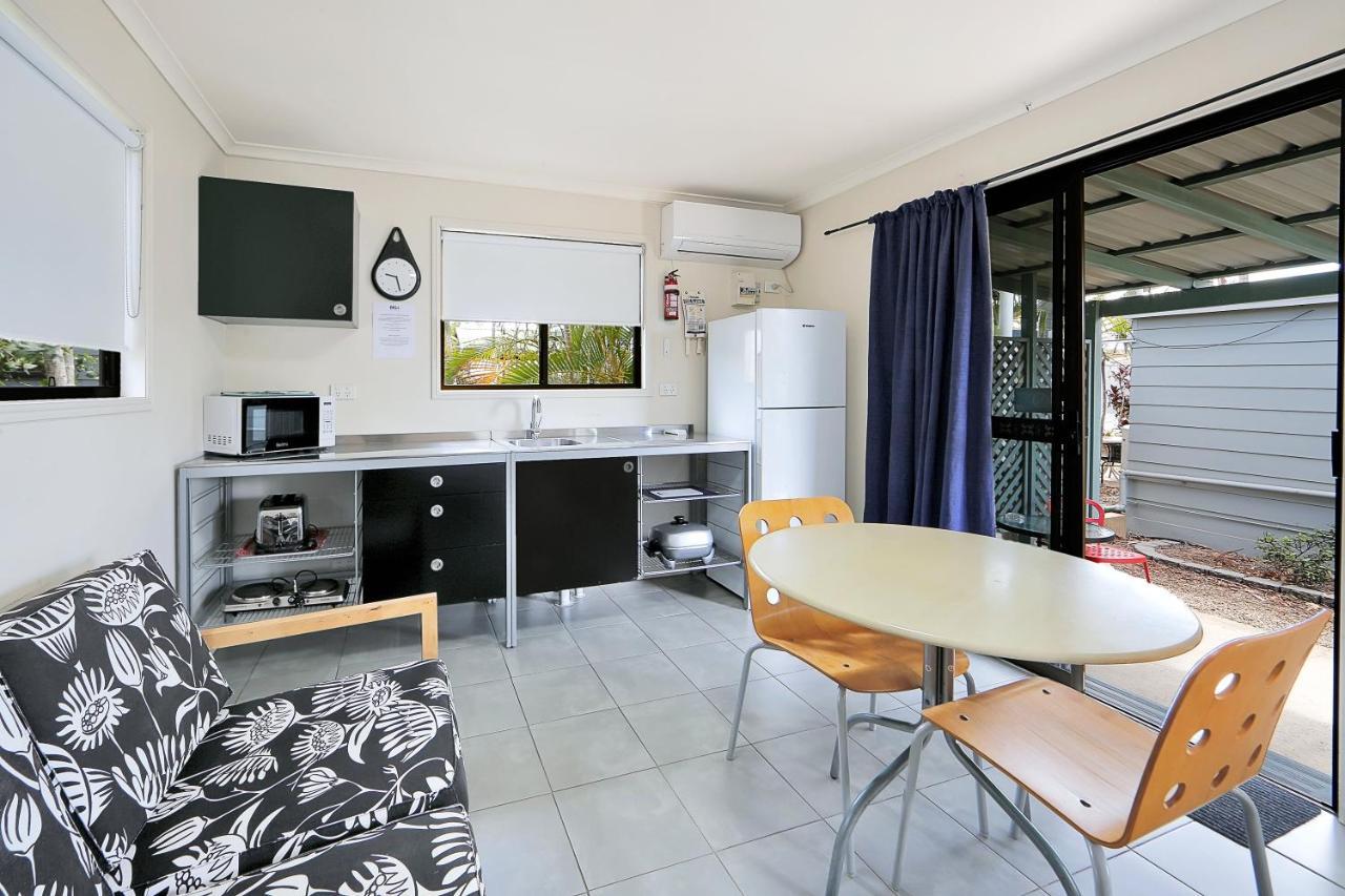 Cane Village Holiday Park Bundaberg Exteriör bild