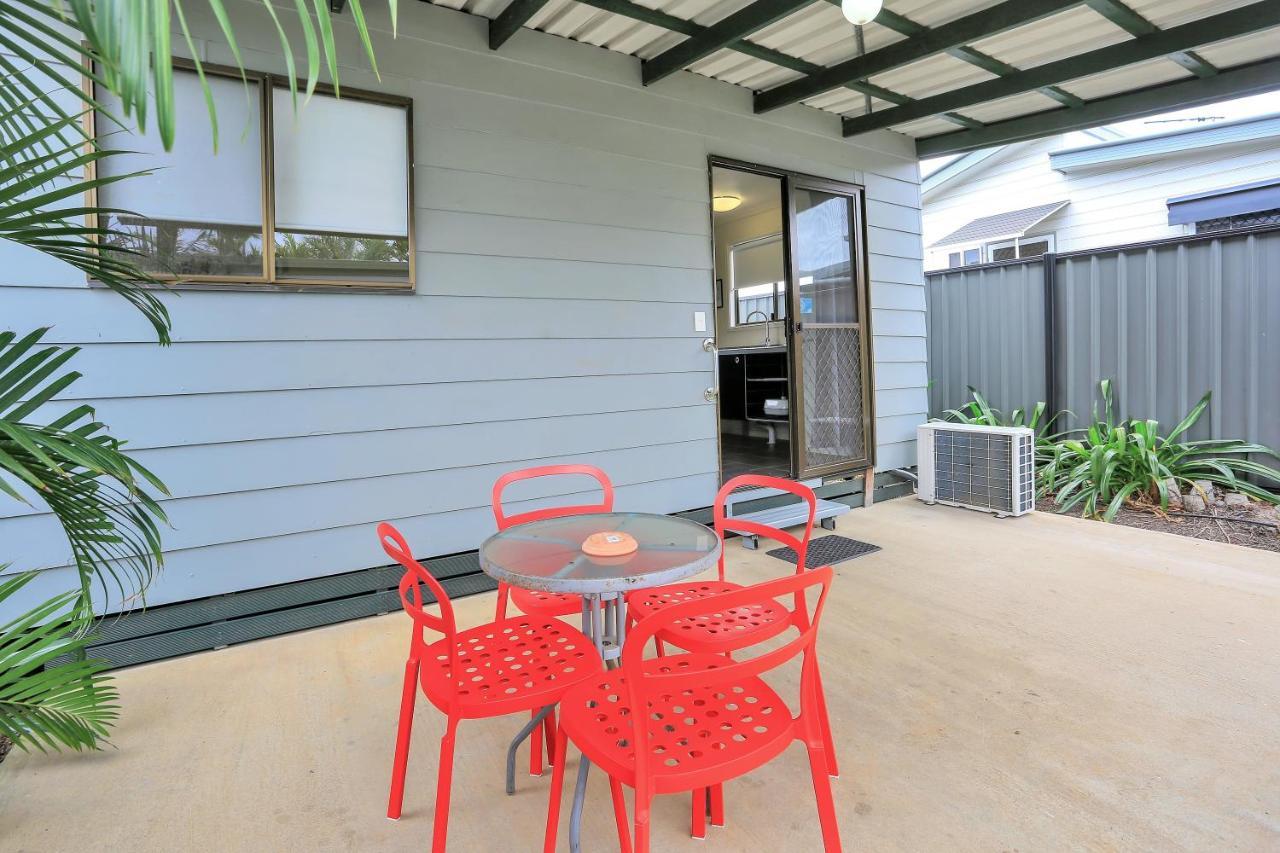 Cane Village Holiday Park Bundaberg Exteriör bild