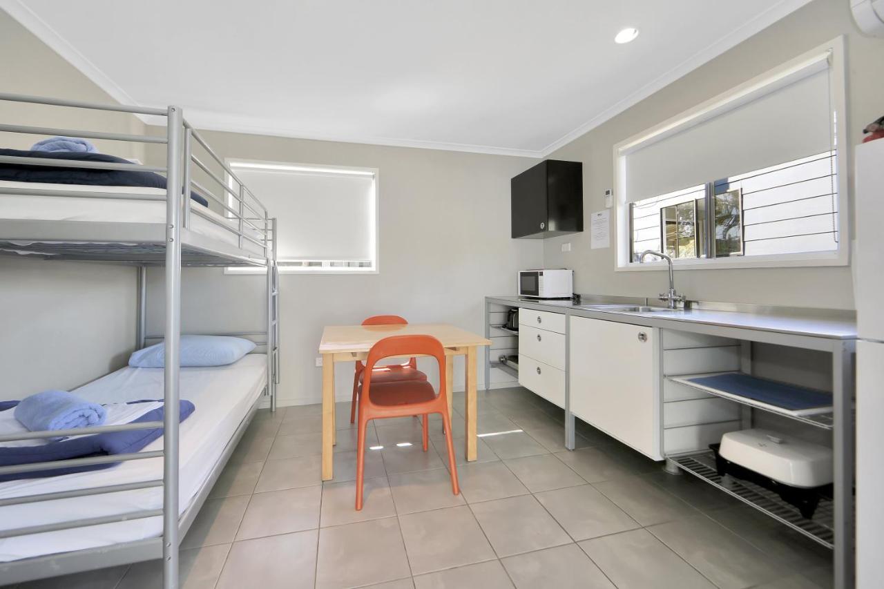 Cane Village Holiday Park Bundaberg Exteriör bild
