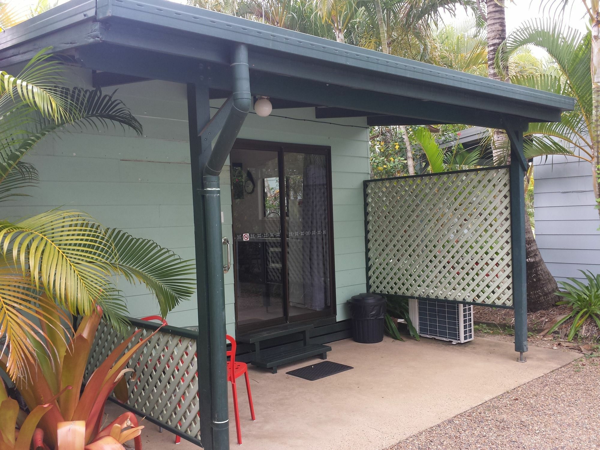 Cane Village Holiday Park Bundaberg Exteriör bild