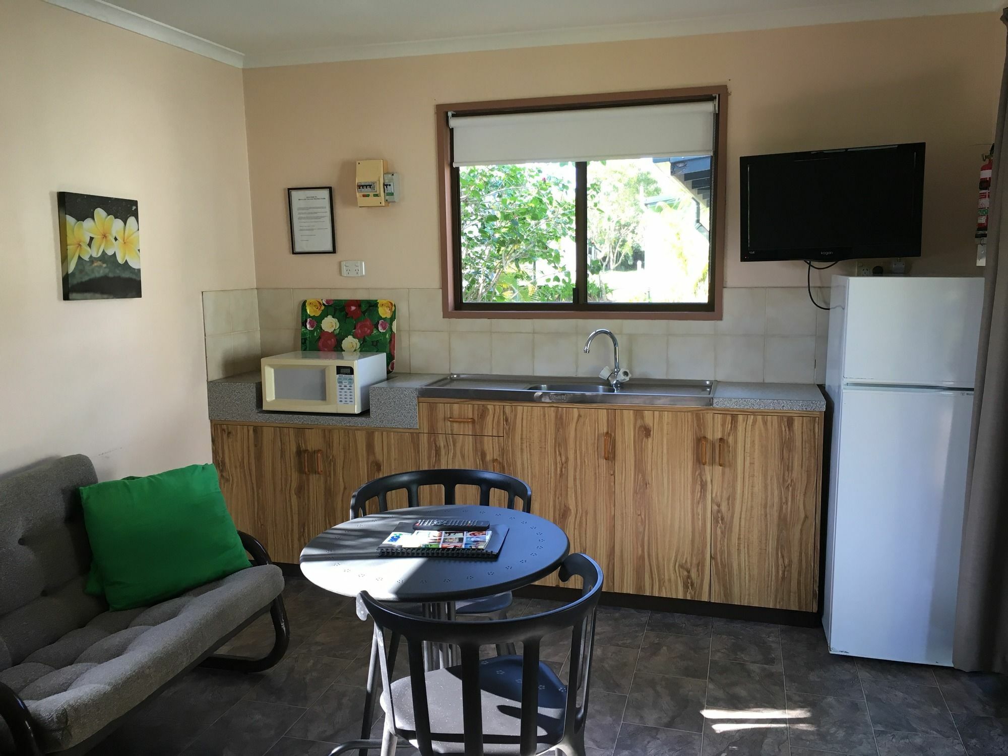 Cane Village Holiday Park Bundaberg Exteriör bild
